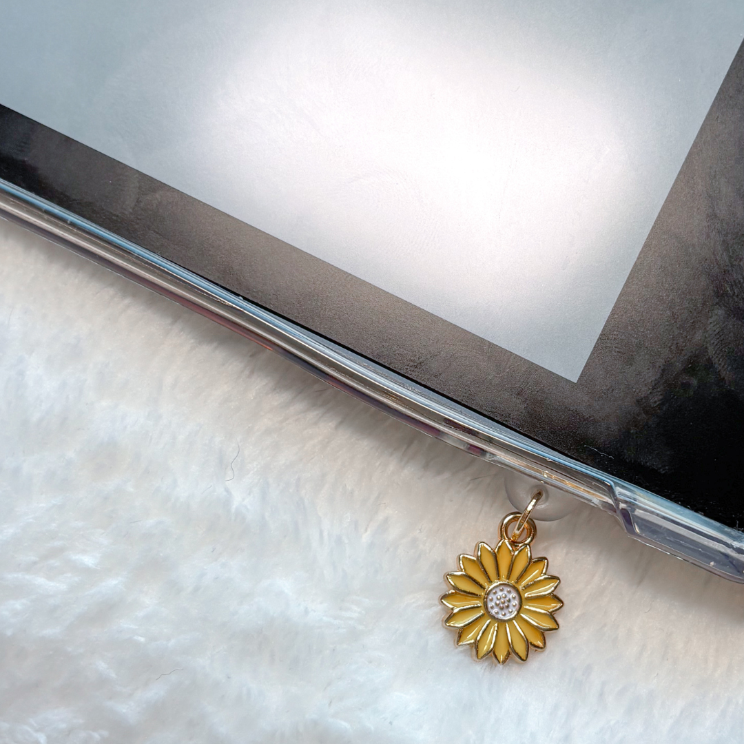 Small Flower Kindle Charm