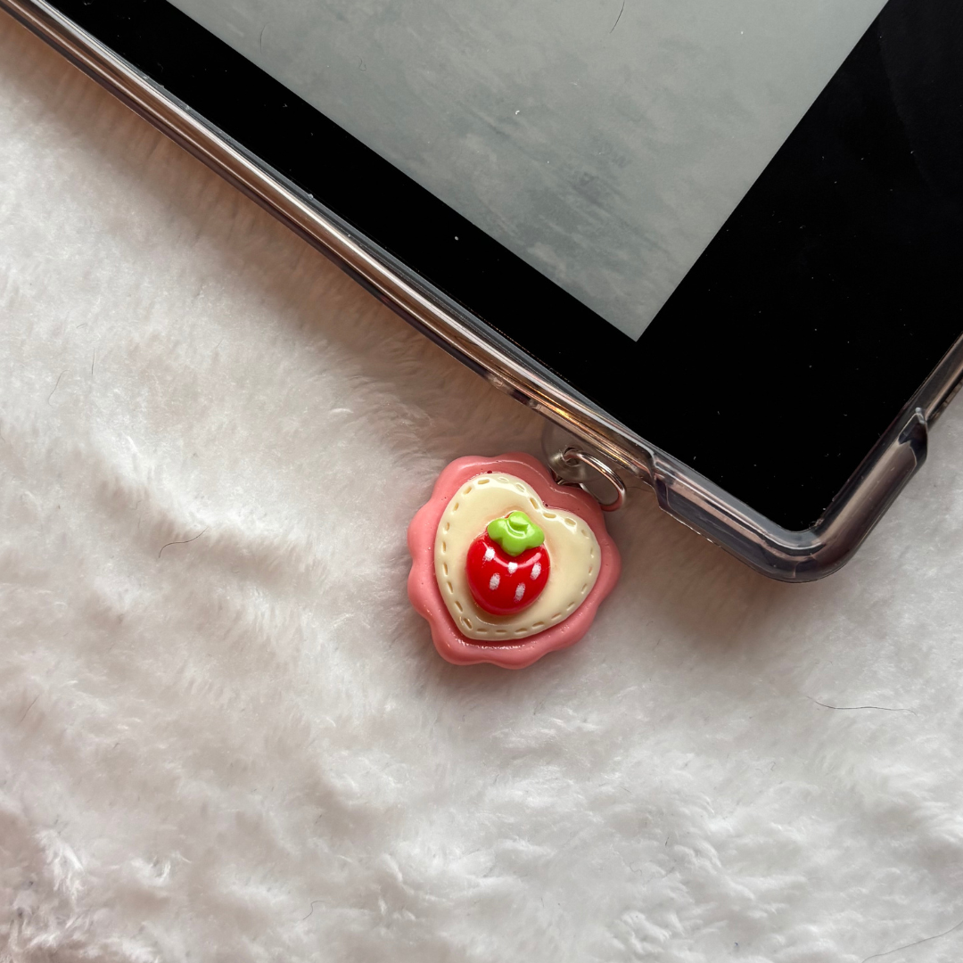 Strawberry shortcake kindle charm