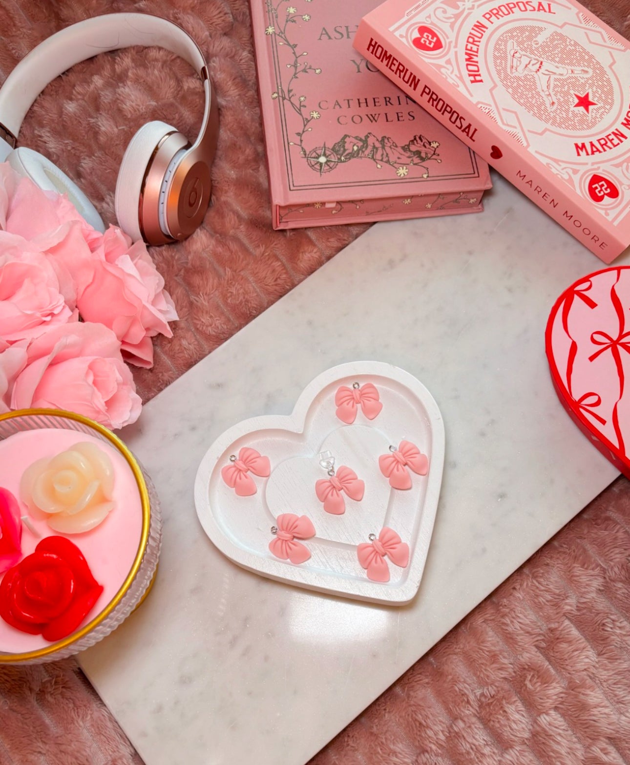 Large Pink Bow Kindle Charm